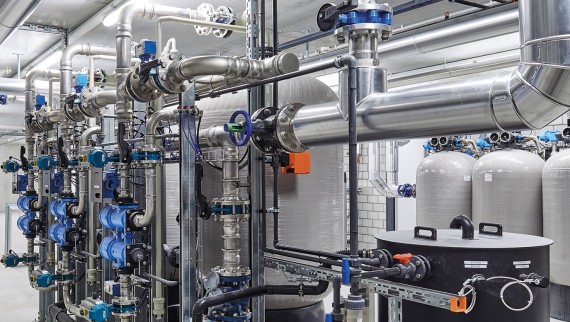 Průmysl a stavba lodí s potrubními systémy Geberit Průmysl a stavba lodí s potrubními systémy Geberit