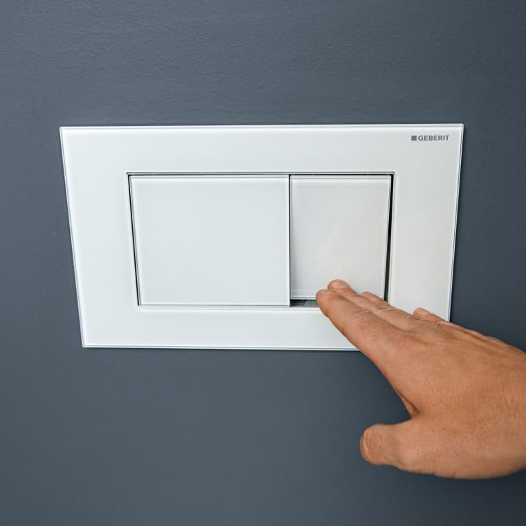 Sigma40 s obdélníkovými tlačítky v matné bílé barvě Sigma40 s obdélníkovými tlačítky v matné bílé barvě