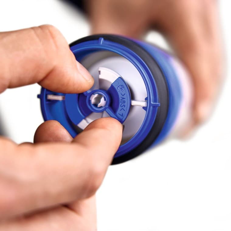 Škrticí klapka na splachovacím ventilu Geberit typ 208 (© Geberit) Škrticí klapka na splachovacím ventilu Geberit typ 208 (© Geberit)