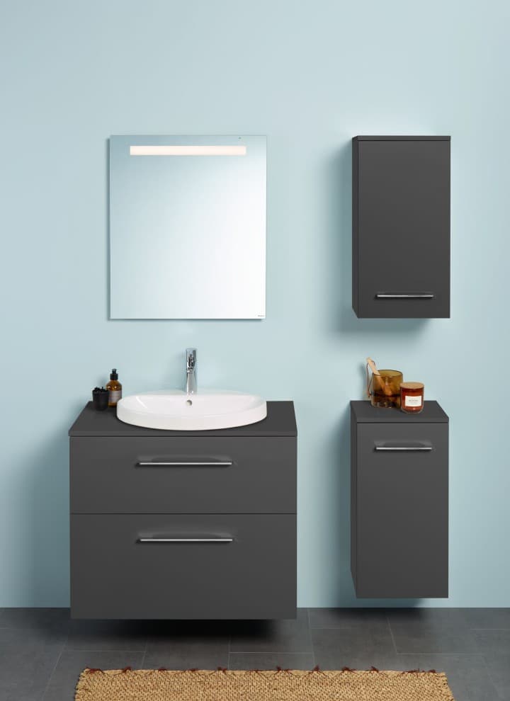 Option Basic zrcadlo 40 cm v kombinaci se sérii Selnova (© Geberit) Option Basic zrcadlo 40 cm v kombinaci se sérii Selnova (© Geberit)