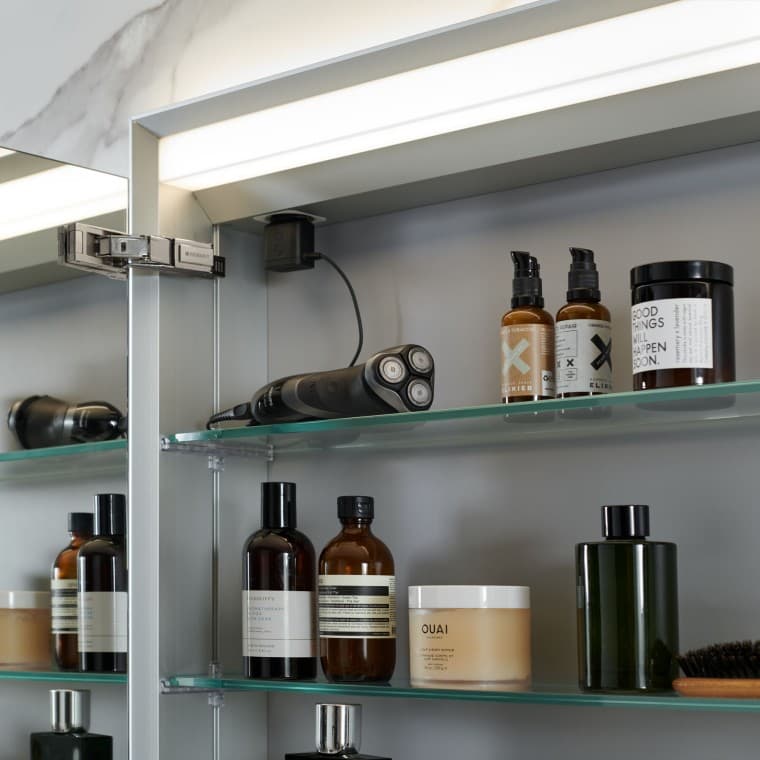 Otevřená zrcadlová skříňka Geberit ONE Otevřená zrcadlová skříňka Geberit ONE