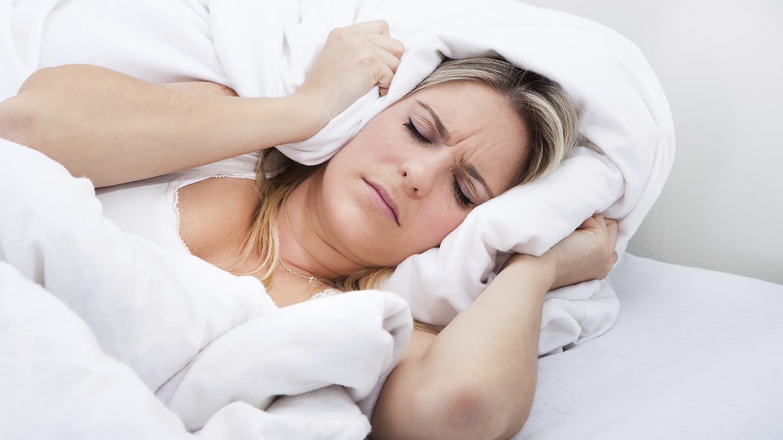 Obtěžování hlukem kvůli splachování splaškové vody Obtěžování hlukem kvůli splachování splaškové vody